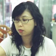U — 特約編集者